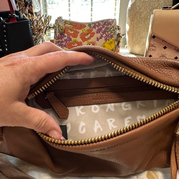 Aimee Kestenberg belt bag crossbody! - Picture 5 of 9